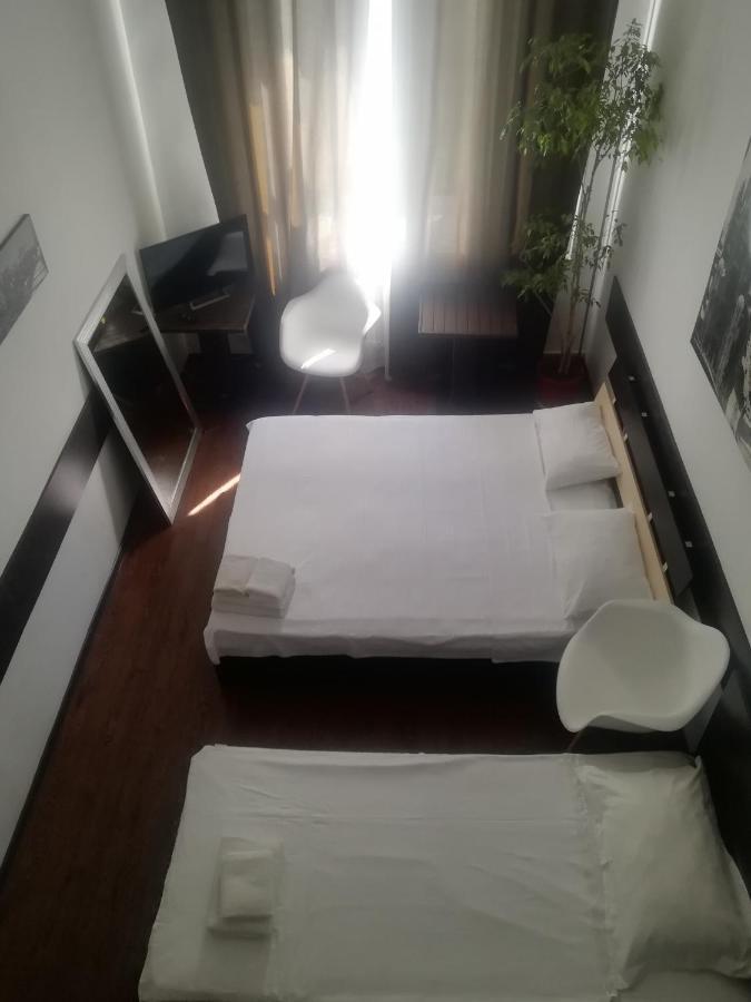 Hotel Reno On Deribasovskaya โอเดสซา ภายนอก รูปภาพ