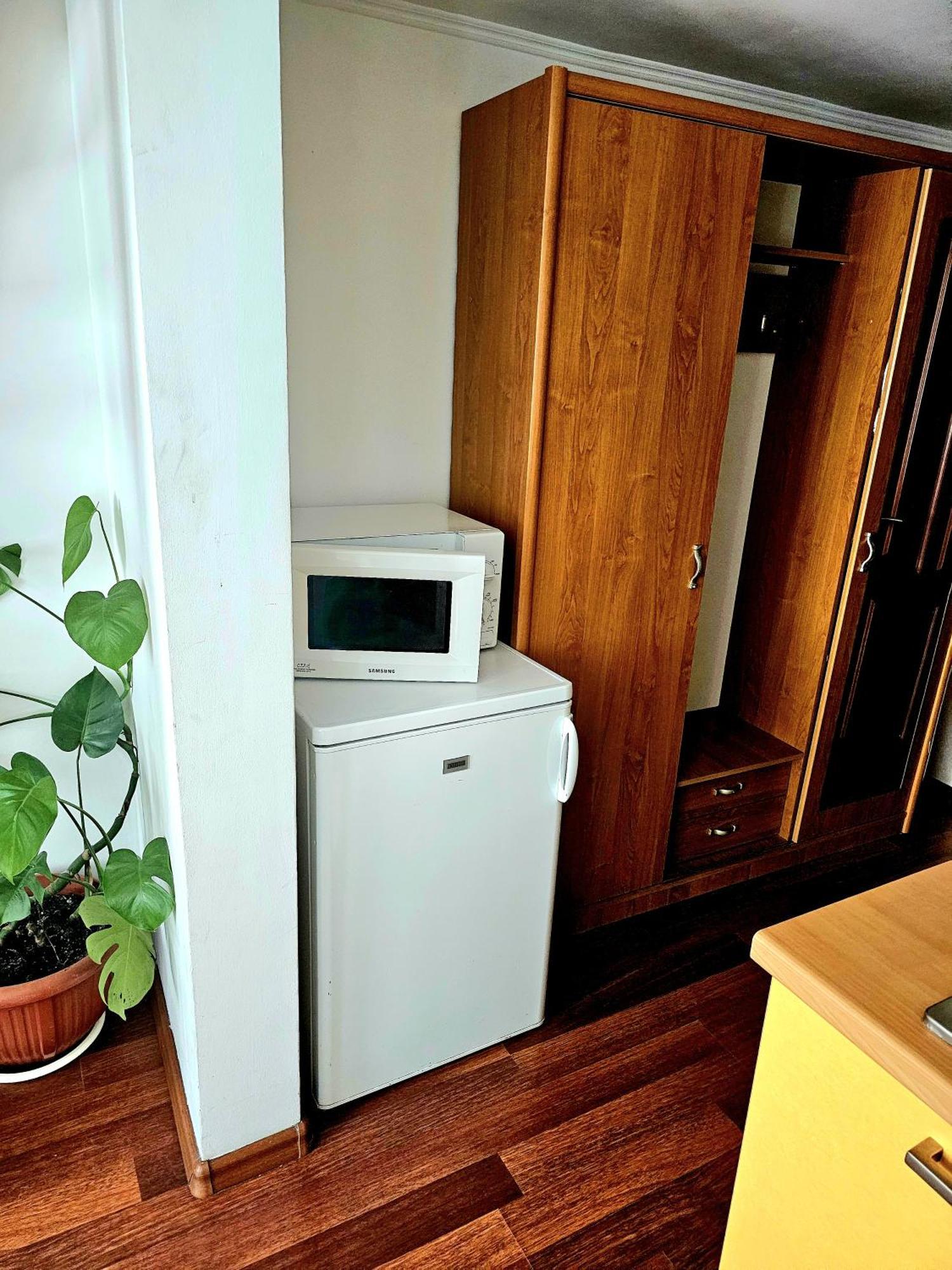 Hotel Reno On Deribasovskaya โอเดสซา ภายนอก รูปภาพ